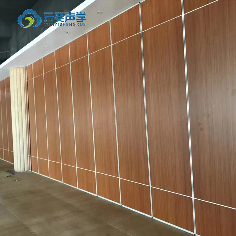 Facile d'installer une cloison MDF pour porte à poche double et simple